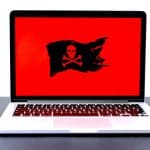 Figyelmeztetést adott ki az Apple a kémprogram támadás ellen